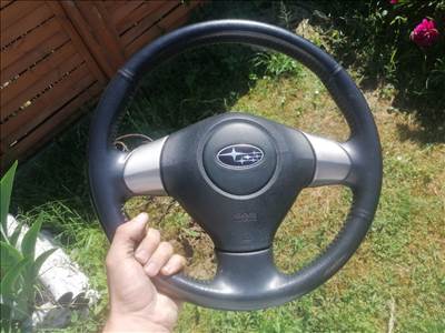 Subaru Impreza III kormány 