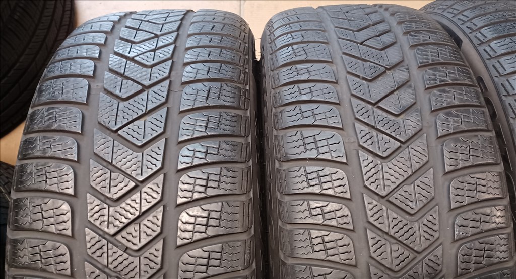 Pirelli Sottozero3 Winter MO 245/45 R19 téli gumik 4db 5. kép