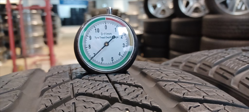 Pirelli Sottozero3 Winter MO 245/45 R19 téli gumik 4db 8. kép