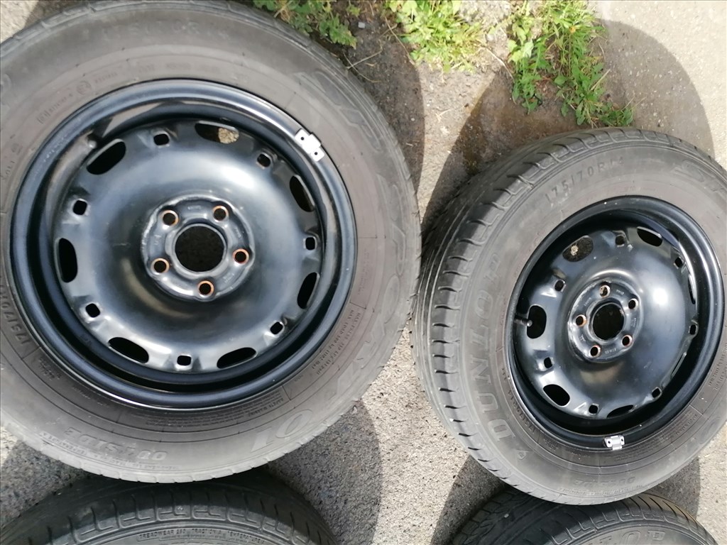  5x112 lyukosztású 14" újszerű lemezfelni, rajta 175/70 kopott nyári gumi gumi  1. kép