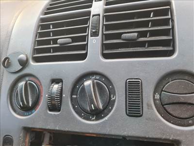 Mercedes Vito (1st gen) W638 fűtéskapcsoló 