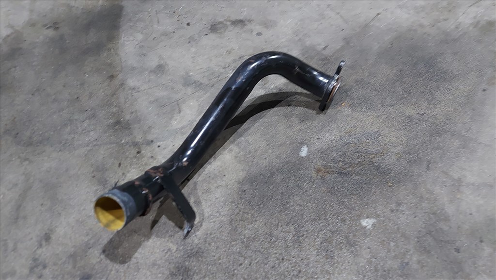 Iveco DAILY 06- 3.0 Motor oldalán fém vízcső víz cső csö csonk 0442 504093141 2. kép