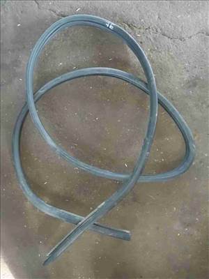 Ford Transit Connect Jobb Első Ajtó Gumikéder