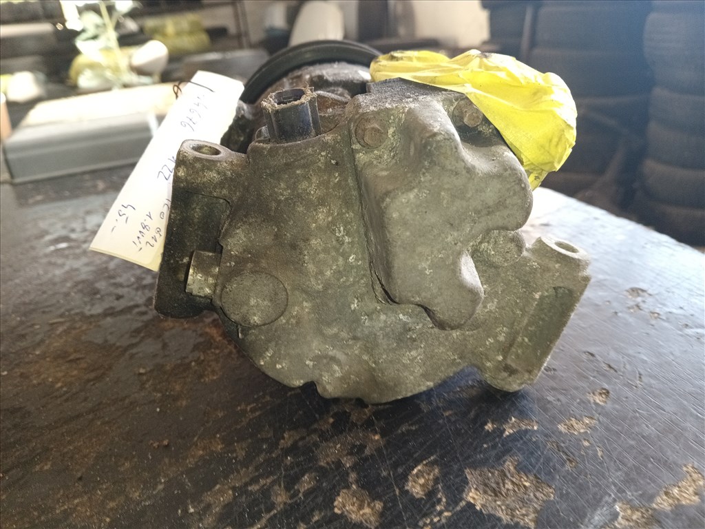 Toyota Corolla E12 1.8VVTi klímakompresszor  densoge4472209245 3. kép