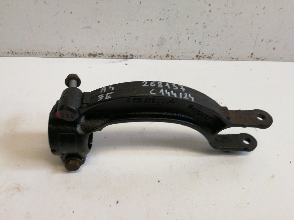 Audi A4 (8K B8) jobb elsõ lengéscsillapító tartó 8K0413L 1. kép