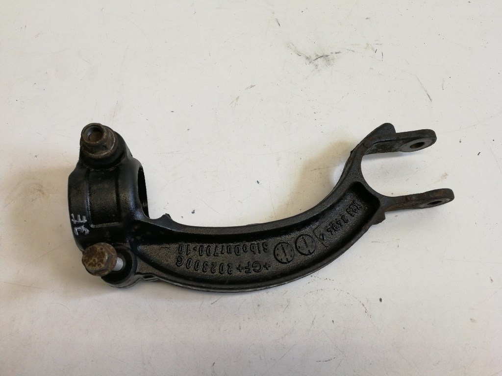 Audi A4 (8K B8) jobb elsõ lengéscsillapító tartó 8K0413L 2. kép