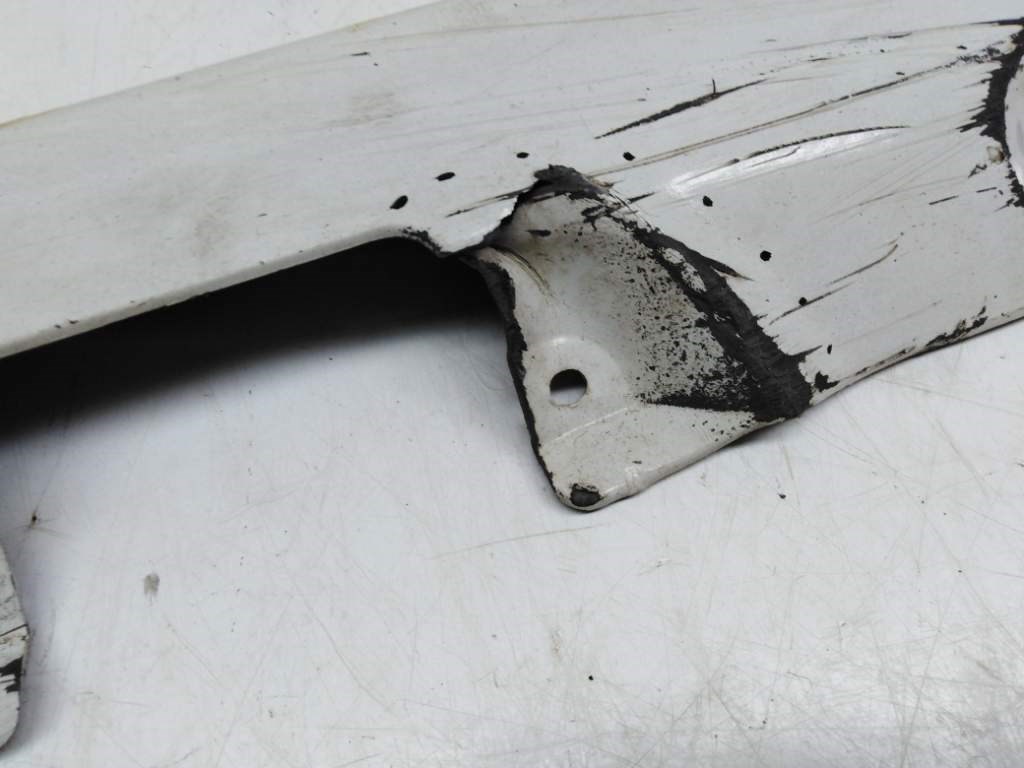 Bmw E46 coupe (E46) bal küszöbspoiler 51718226117 3. kép