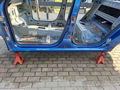 Dacia Logan bal küszöb