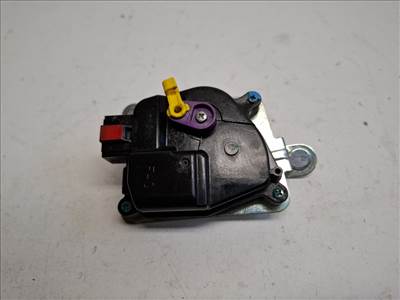 Hyundai I 20 (PB) csomagtérajtózár motor