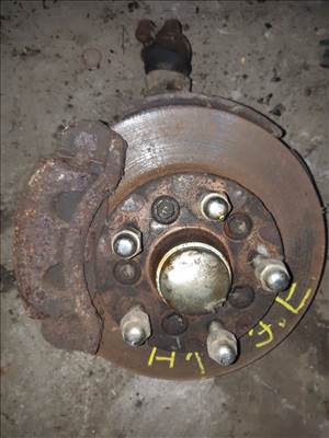 Hyundai H1 96-05 Jobb Első Csonkállvány Kerékaggyal + Féknyereg