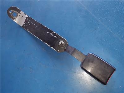 Mercedes Vito Bal Első Biztonsági Öv Csatlakozó