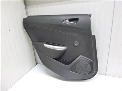 Opel Astra J 5 ajtós bal hátsó ajtókárpit 13258679