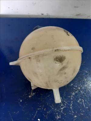 Volkswagen Transporter T4 96-03 Kiegyenlítő Tartály 701 121 407