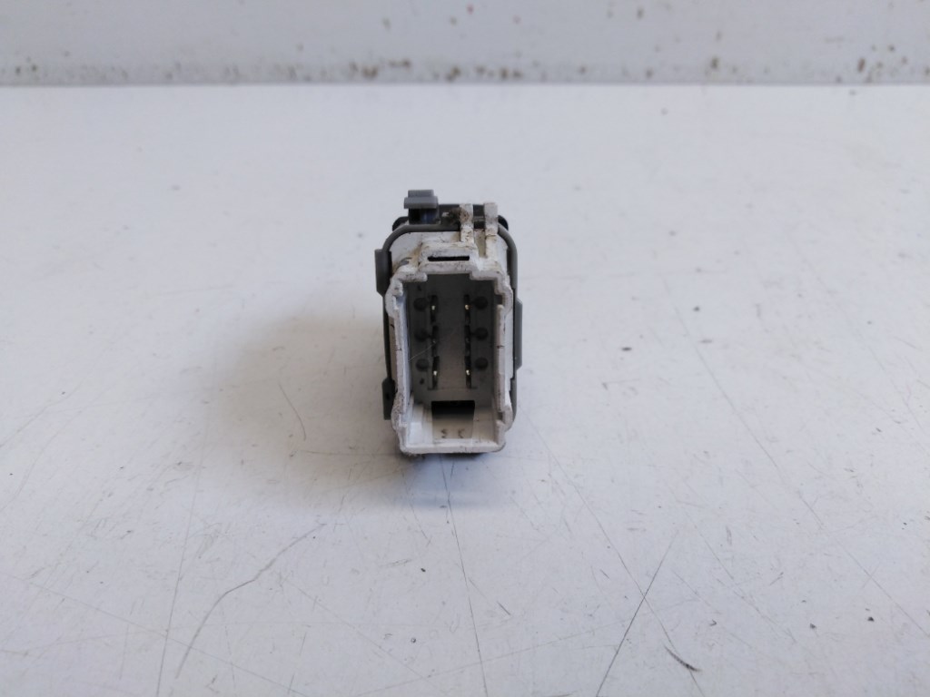 Renault Scenic jobb hátsó ablakemelõ kapcsoló 2. kép