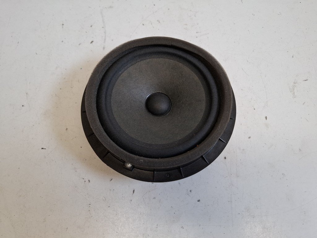 Suzuki Swift (RS) jobb elsõ hangszóró 3910262J10 1. kép