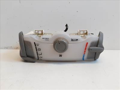 Toyota Aygo (AB10) fûtéskapcsoló (fûtés kapcsoló)