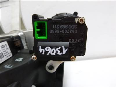 Volkswagen Phaeton bal első fûtés állító motor 3D0959311