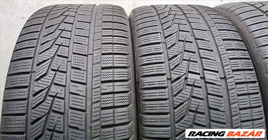 Defekttűrő Hankook Winter Icept Evo2 255/45 R19 téli gumik 4db 8. kép