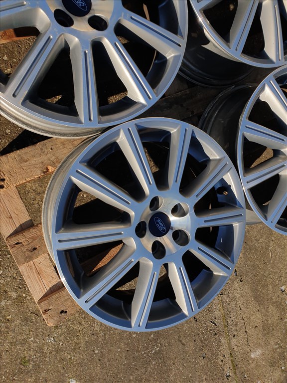 17" 5x108 Ford S-Max 3. kép