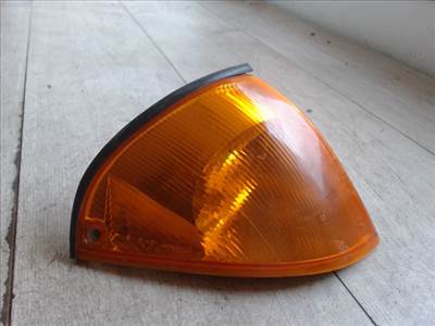 SUZUKI SWIFT 96-05 Jobb első irányjelző