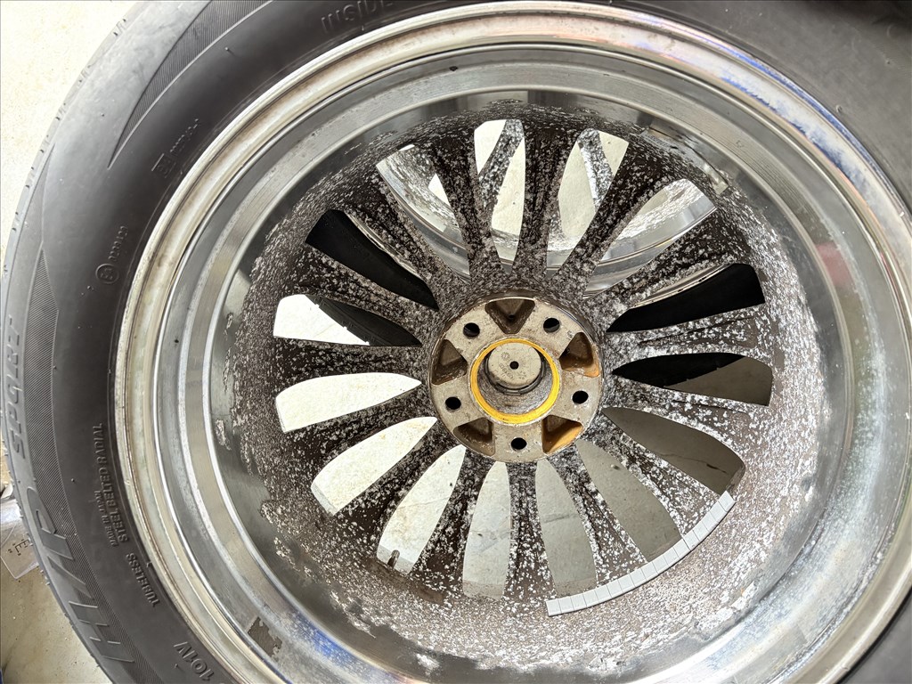 Godfather hibás felni gumival 5. kép