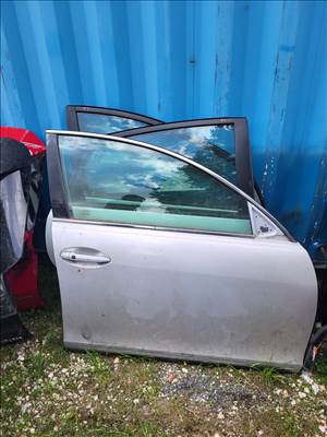 Lexus GS 450h jobb első ajtó 