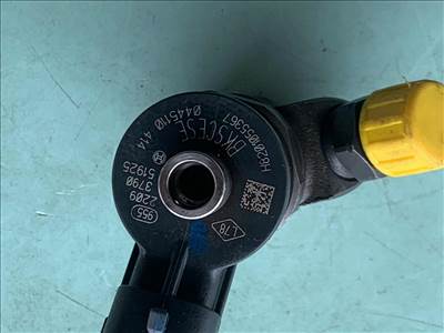 Renault Trafic 1.6 DCI porlasztó  0445110414