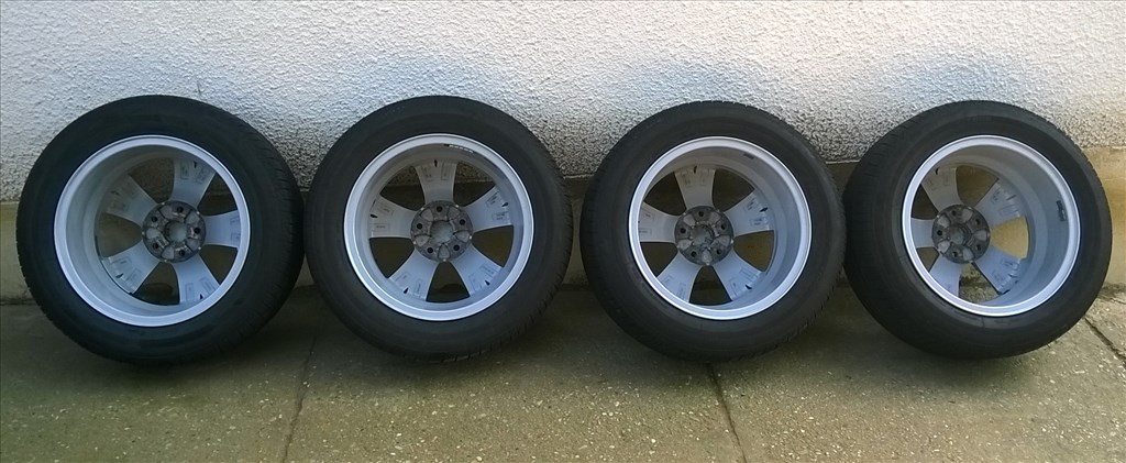 Eladó 4db 16-os 5x112-es Seat alufelni 215/55r16 Bridgestone nyári gumival 3. kép