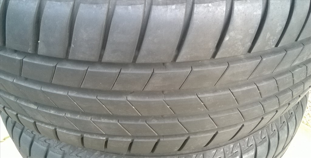 Eladó 4db 16-os 5x112-es Seat alufelni 215/55r16 Bridgestone nyári gumival 6. kép