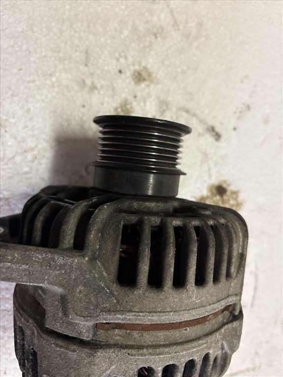 Opel Astra H 1.9 CDTI 2009-2015 Generátor Z19DTH   13229990 2. kép