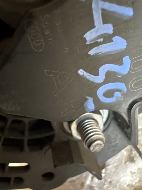 Opel Astra H 1.9 CDTI 2009-2015 Generátor Z19DTH   13229990 4. kép