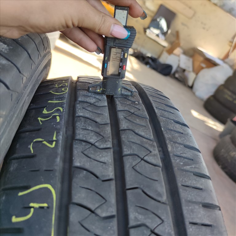  235/65 R16C Kumho nyári gumi 89000ft a 4db/304/ 4. kép