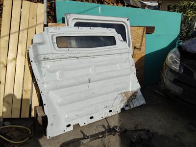 Renault Trafic II hátfal 