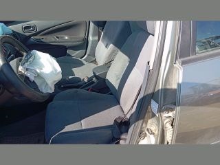 Nissan Almera II Ablakemelő Kapcsoló Négyes / Kettes *147861* 2. kép