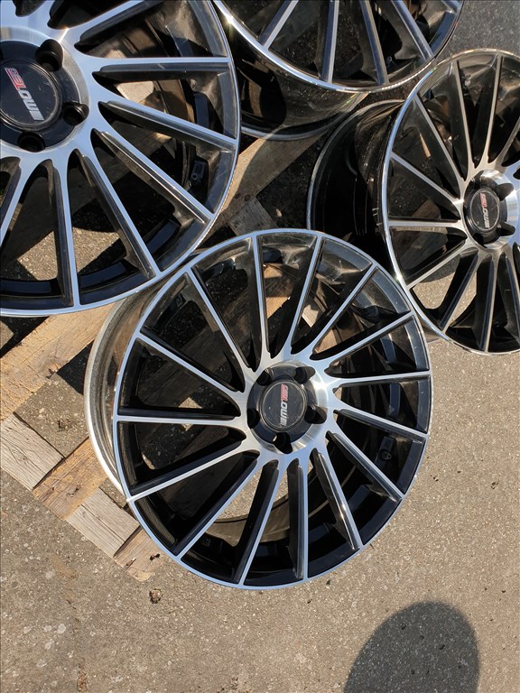 19" 5x112 Motec 3. kép