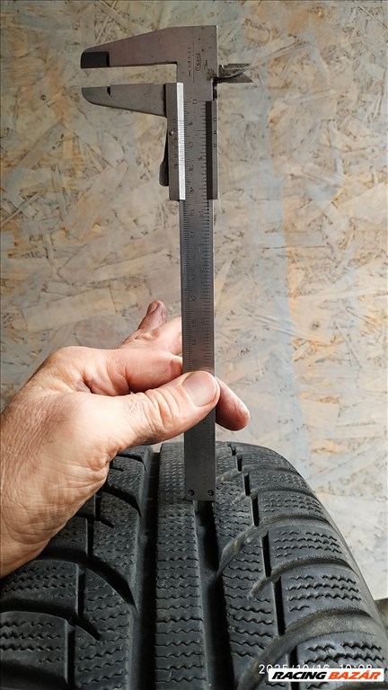  4x100  Renault Clio 4 téli gumi Felnivel  dísztárcsával  1. kép