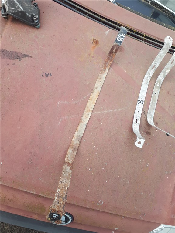 Audi A4 (B6) 1.8 AVJ sedan tankpánt  4. kép