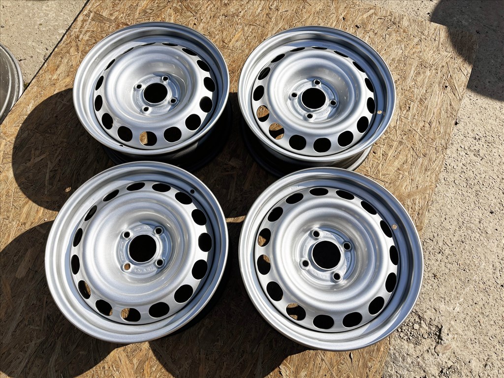 15" 4x108 lemezfelni eladó Citroen Peugeot DS Opel 15 coll 2. kép