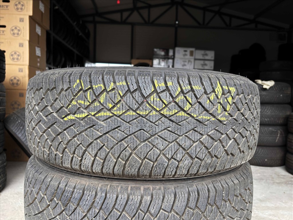 205/55 r17 Nokian 2023 DEMO 8,5mm téligumi 4db 205/55r17 garnitúra 1. kép