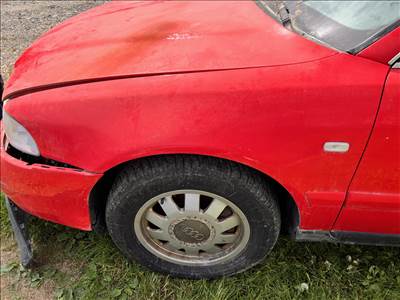 Audi A4 (B5 - 8D) 1.9 TDI AQudi A4 B5 1.9TDi bal első sárvédő 