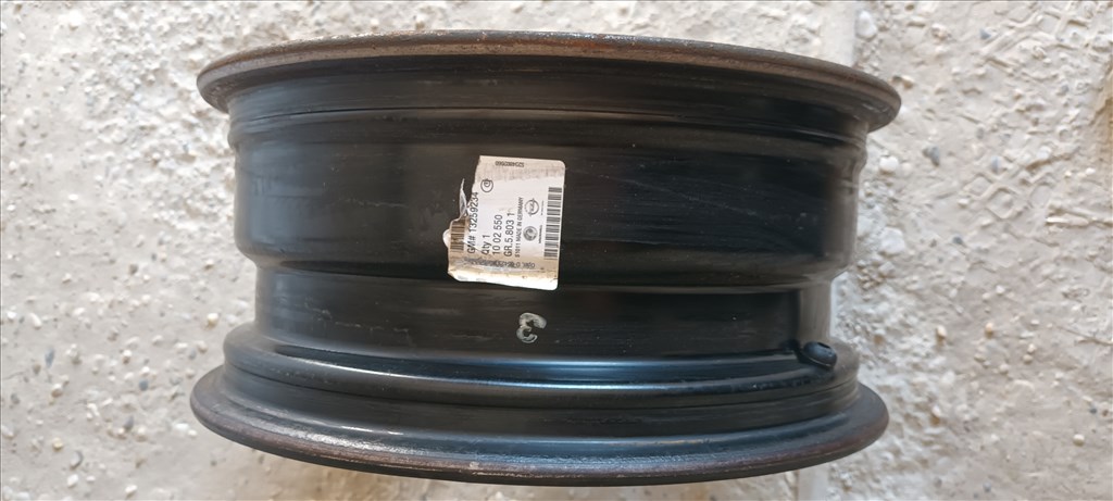  5x105 lyukosztású 16JJ 16" újszerű Gyári lemezfelni 1. kép