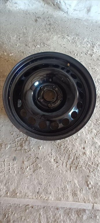  5x105 lyukosztású 16JJ 16" újszerű Gyári lemezfelni 2. kép