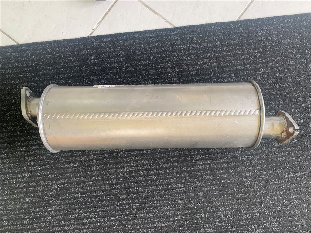 Opel Campo kipufogó dob  1. kép