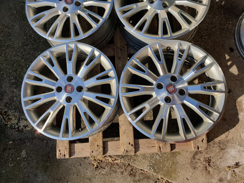 17" 4x100 Fiat Grande Punto 2. kép