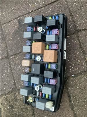 Chevrolet Captiva 2.0 Diesel motortér biztosíték t