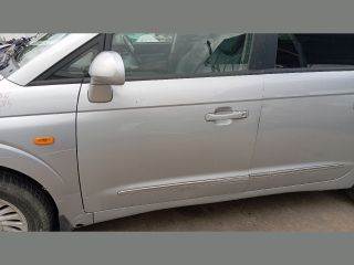 SsangYong Rodius Bal első Ajtó (Részeivel) *150219*