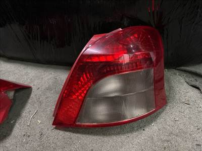 Toyota Yaris (XP90) TOYOTA YARIS Jobb Hátsó Lámpa