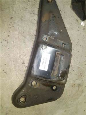 Mercedes Sprinter 903 95-06 Jobb Első Laprugó Tartó