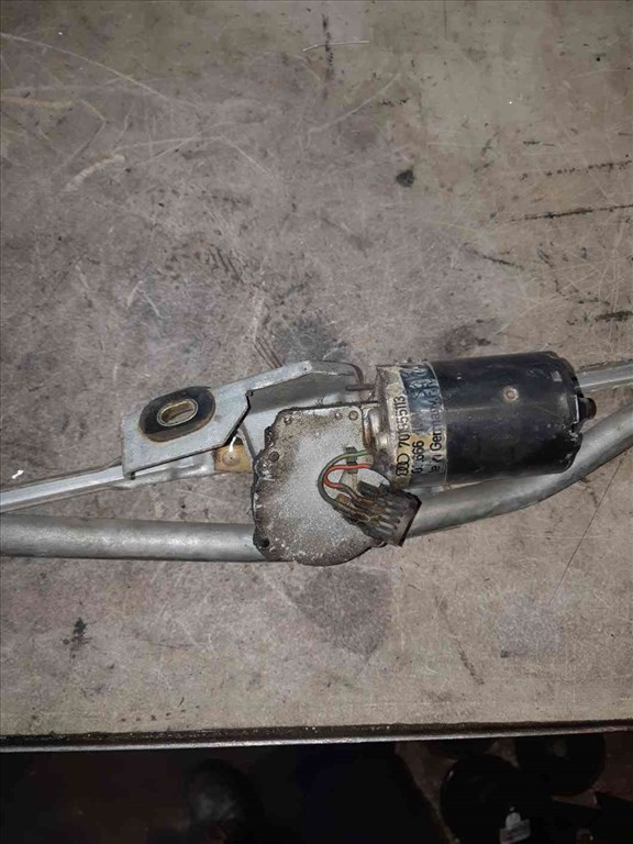 Volkswagen Transporter T4 91-03 Elsõ Ablaktörlõ Motor ቛõ Ablaktörlõ Mechanika 7011955113 2. kép