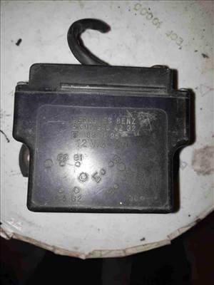 Mercedes W124 Izzítórelé